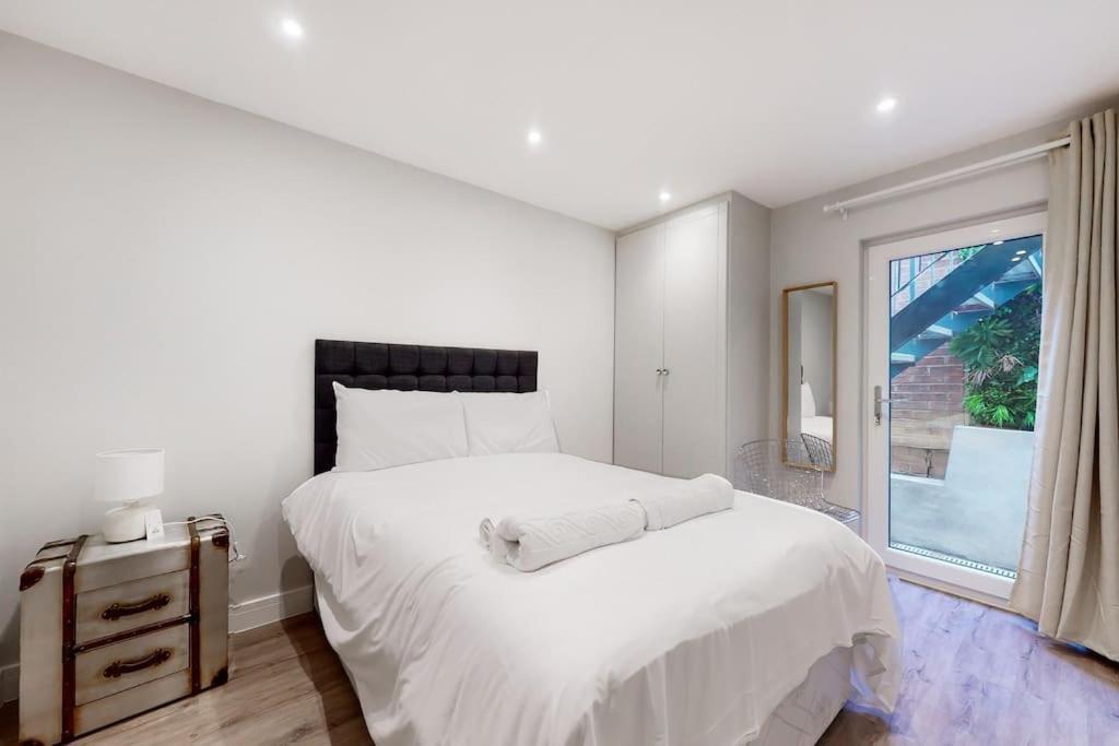 Stylish 2Bed Flat 10Min To Wimbledon Tennis Courts London Eksteriør billede